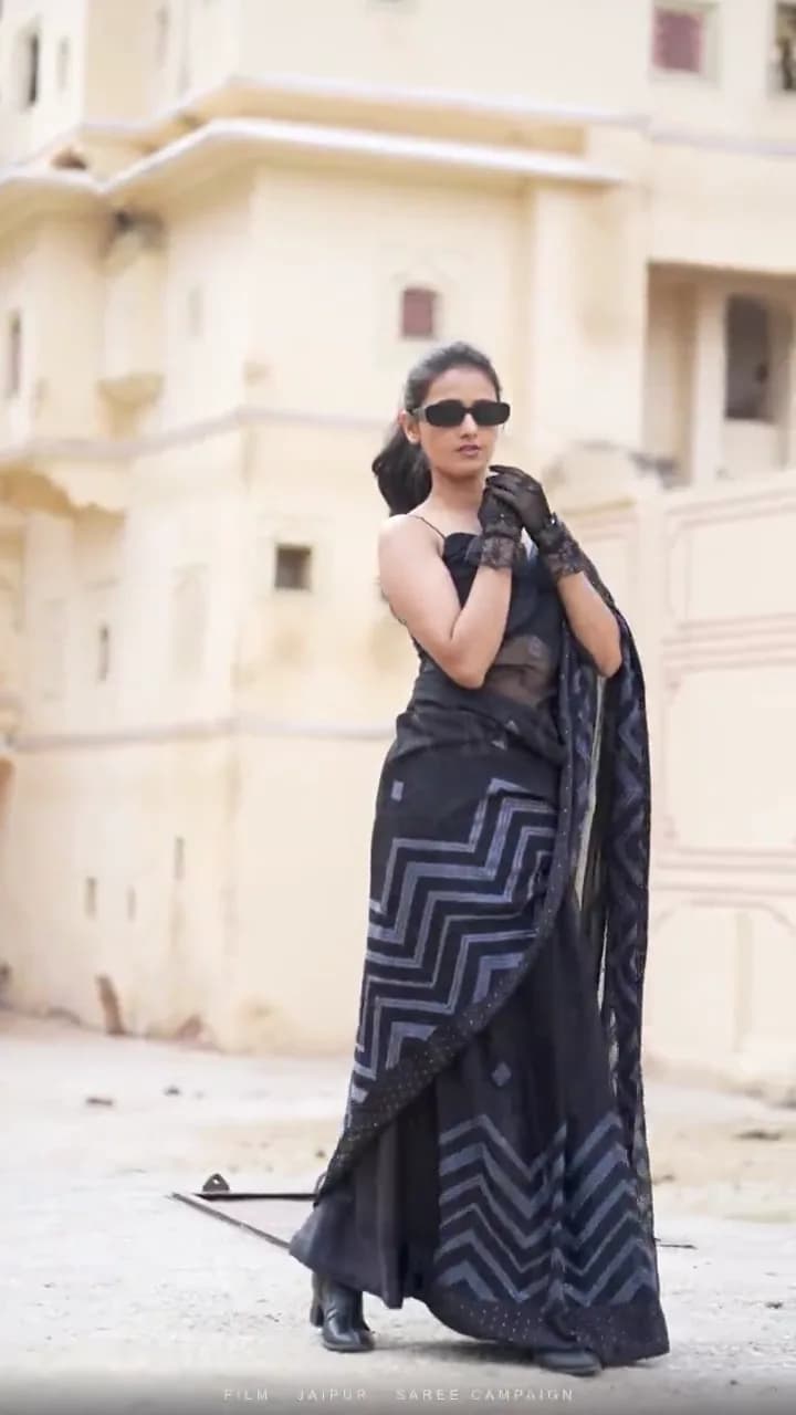 Kalaa — Courtyard Walk